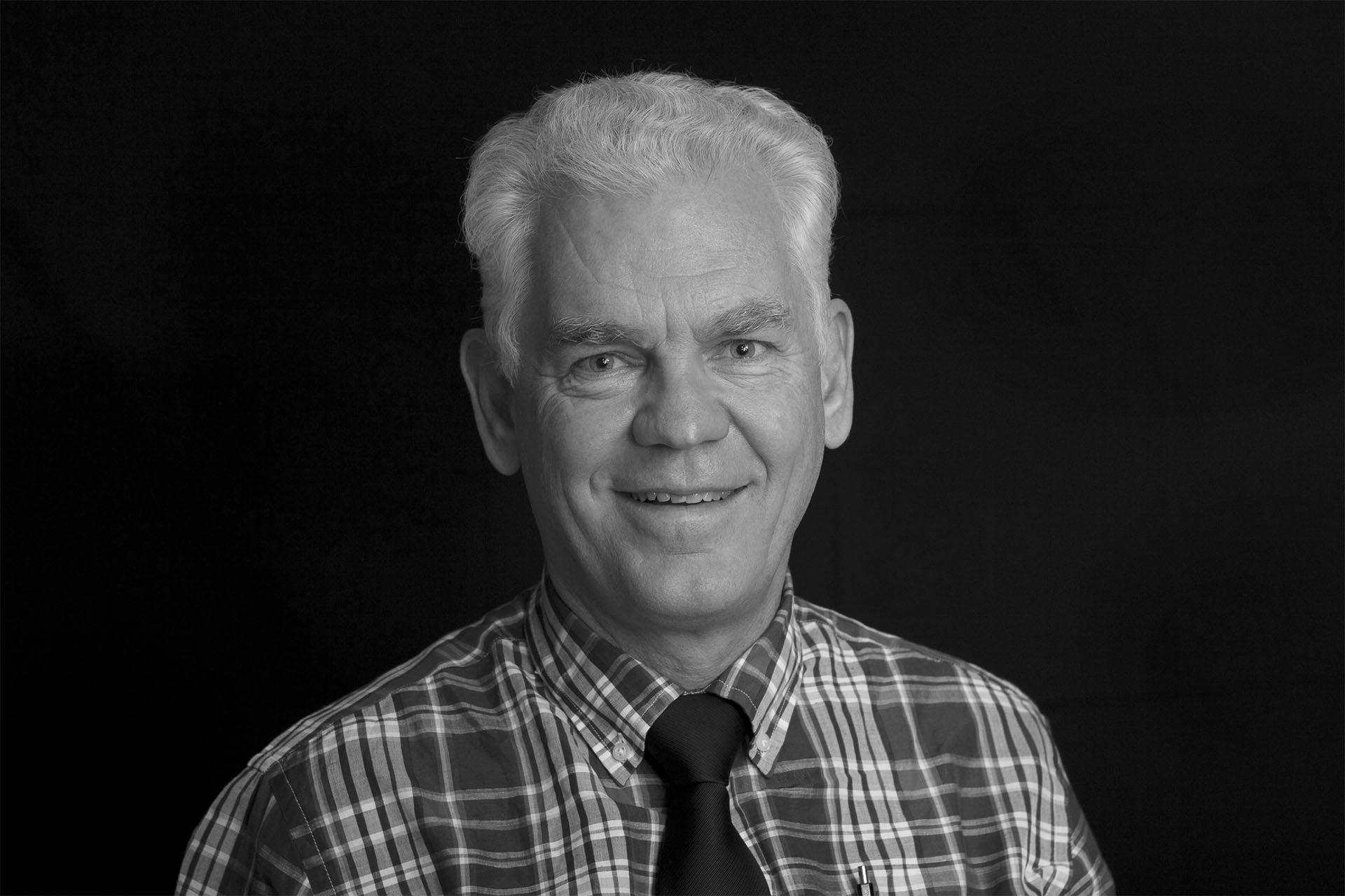 DR. ERWIN BAILLEUL